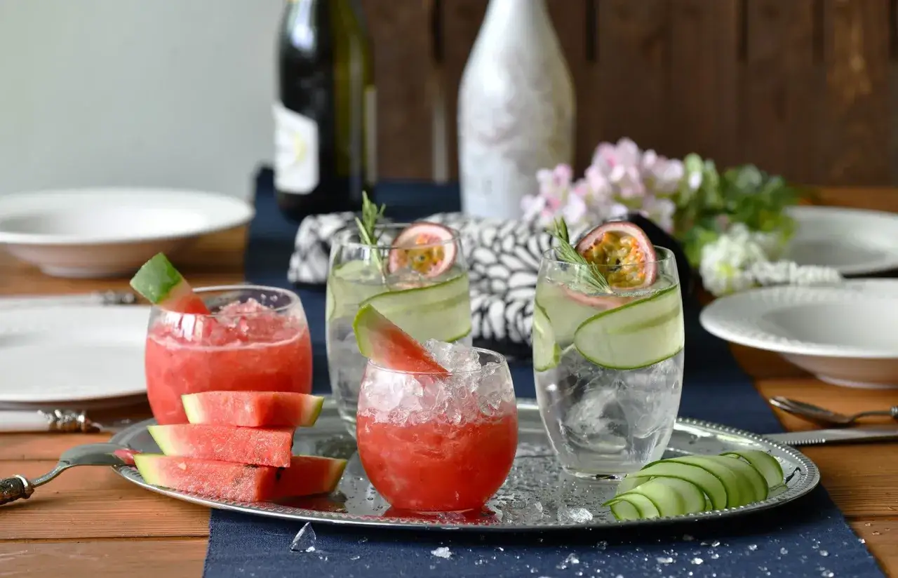 Pomysły na dekoracje drink&oacute;w