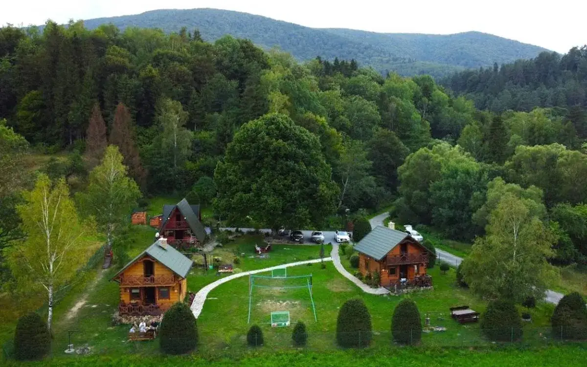 Ustrzyki Górne noclegi widok góry