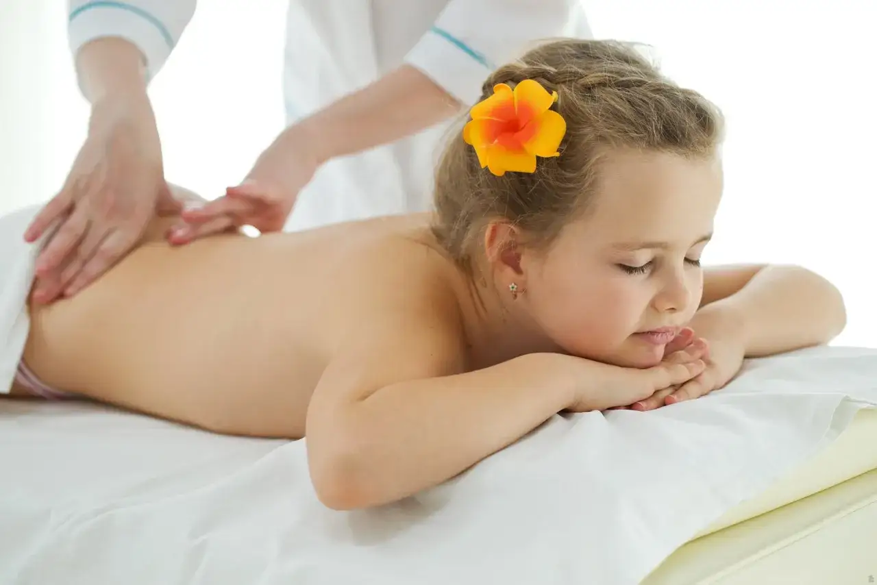 dziecięcy masaż czekoladowy w spa