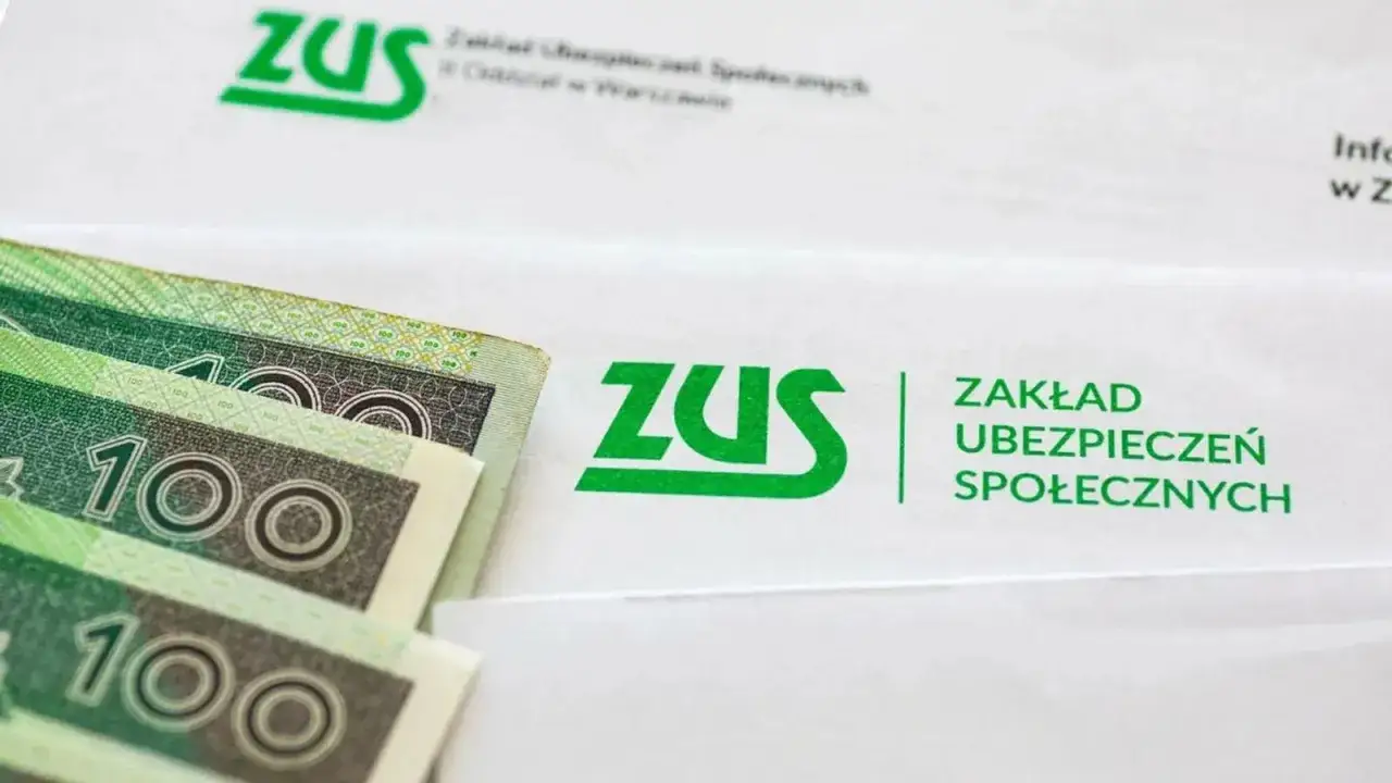 Pieniądze i dokumenty ZUS. Dodatek uzupełniający do renty socjalnej może pomóc w codziennym życiu.
