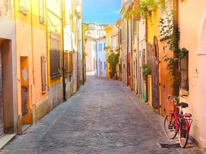 Zdjęcie Rimini czy jest bezpiecznie? Poznaj prawdę o bezpieczeństwie w mieście