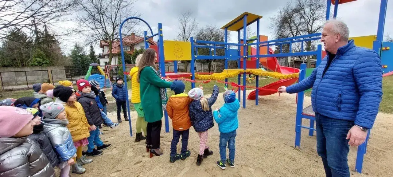 plac zabaw wiosna otwarcie