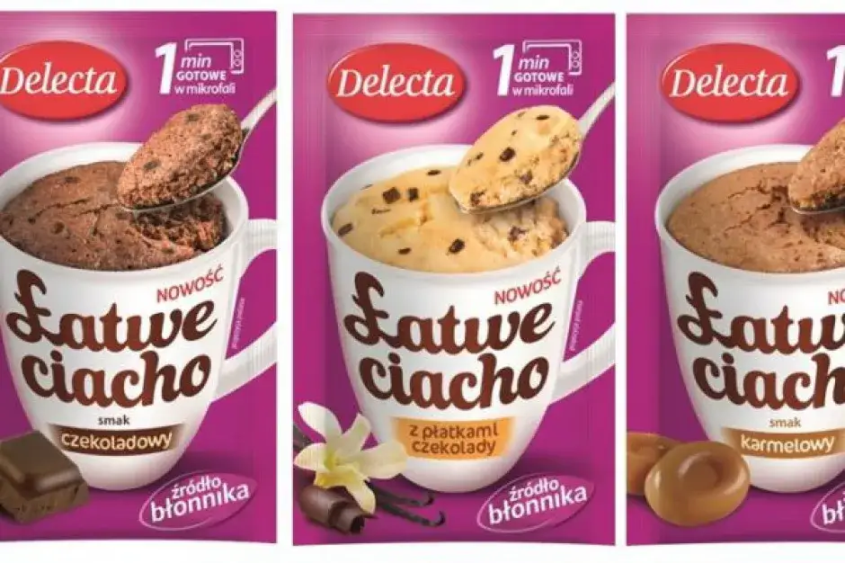 ciastko w kubku z mikrofali gotowe