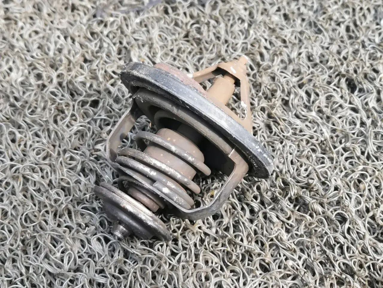 Uszkodzony termostat objawy