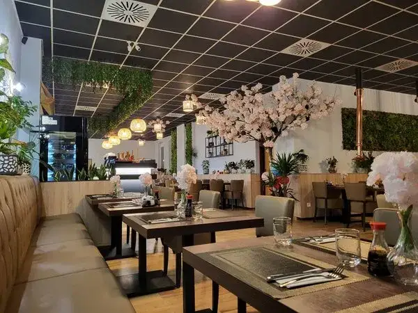 Zdjęcie Gdzie zjeść w Karlowych Warach? Najlepsze restauracje na każdą kieszeń