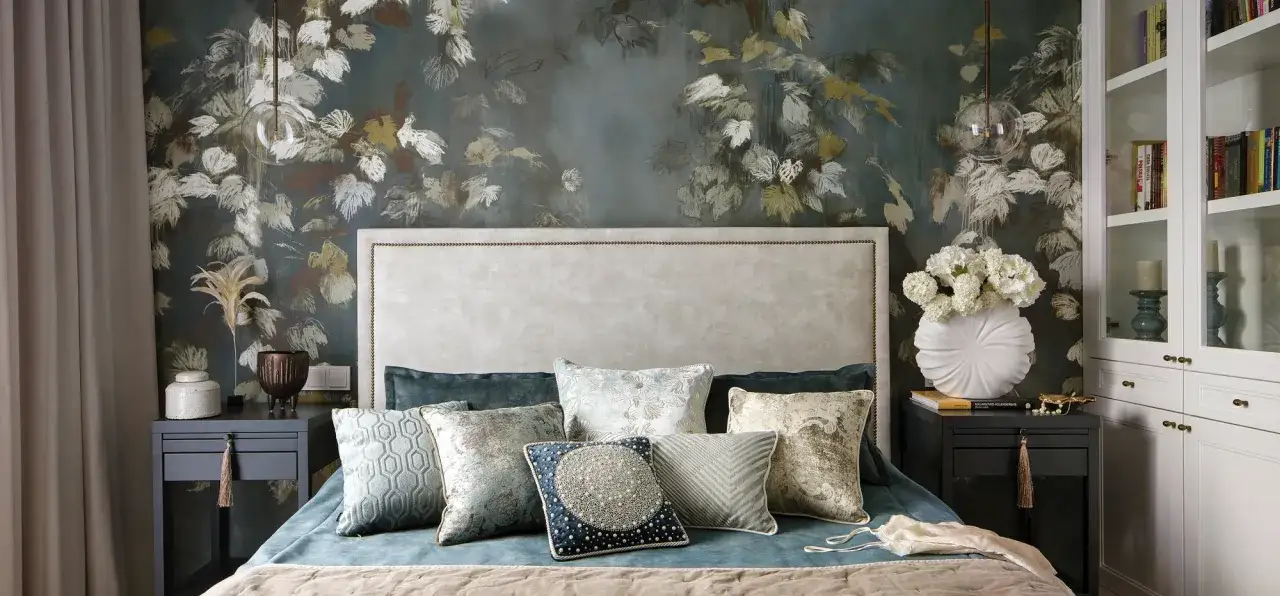 Zdjęcie Jak ozdobić ścianę w sypialni, by stworzyć przytulną atmosferę