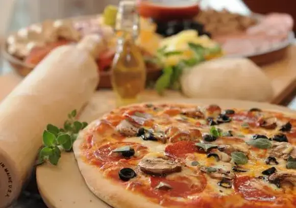 Zdjęcie Ile pizz dziennie sprzedaje pizzeria? Odkryj zaskakujące liczby!