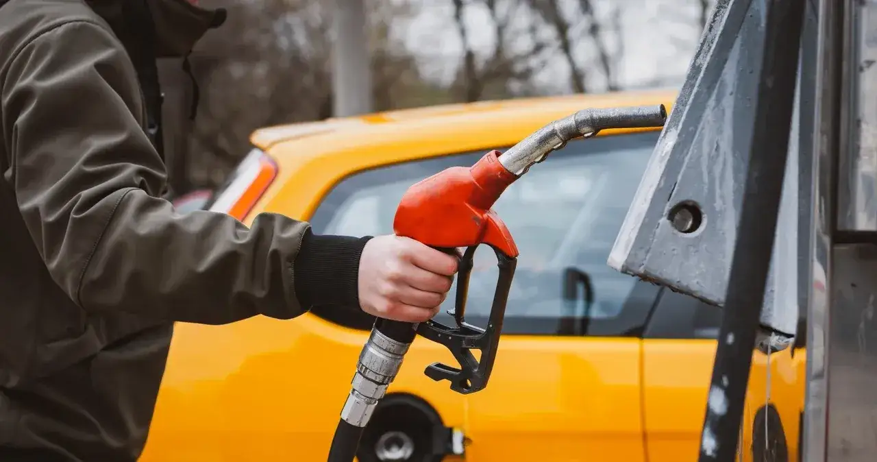 Zdjęcie Ile waży litr gazu LPG? Zaskakujące fakty o jego wadze i zastosowaniu