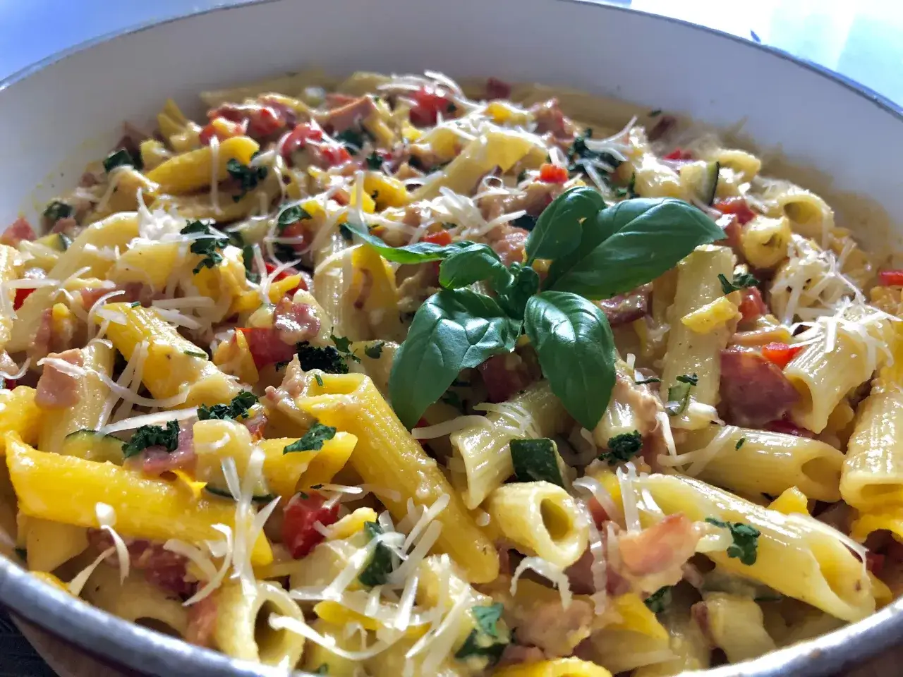 Zdjęcie Szybki obiad z makaronem penne: pyszne przepisy na każdą okazję