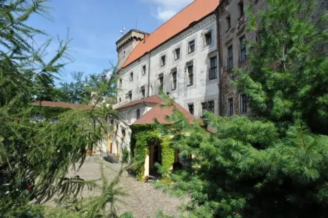 Zdjęcie Hotel Zamek w Otmuchowie - komfortowe noclegi i wyjątkowe atrakcje