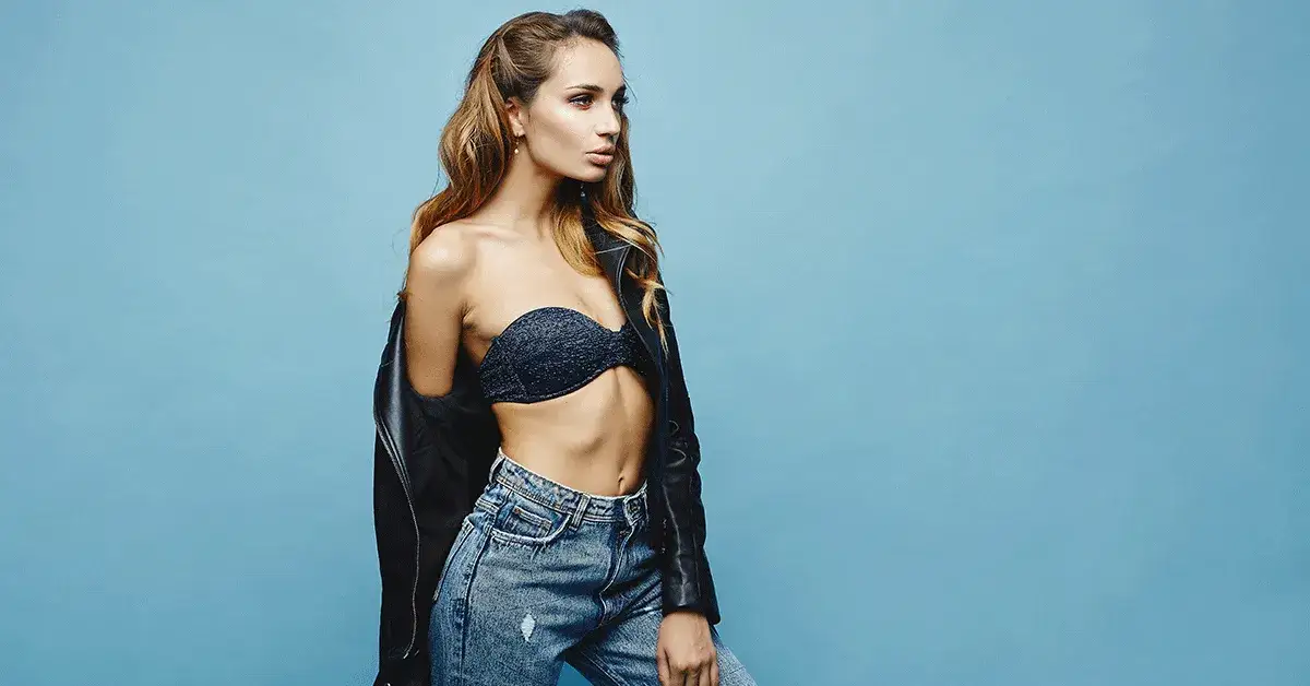 Zdjęcie Braletka stylizacje: jak stworzyć modne i eleganckie looki