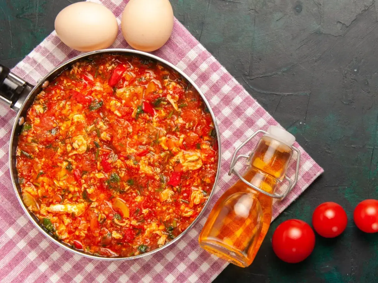 Zdjęcie Czy jajecznica jest dietetyczna? Sprawdź prawdę o jej kaloriach