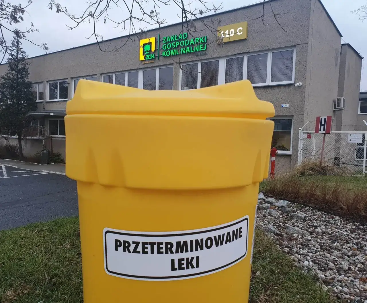 pojemnik na przeterminowane leki apteka