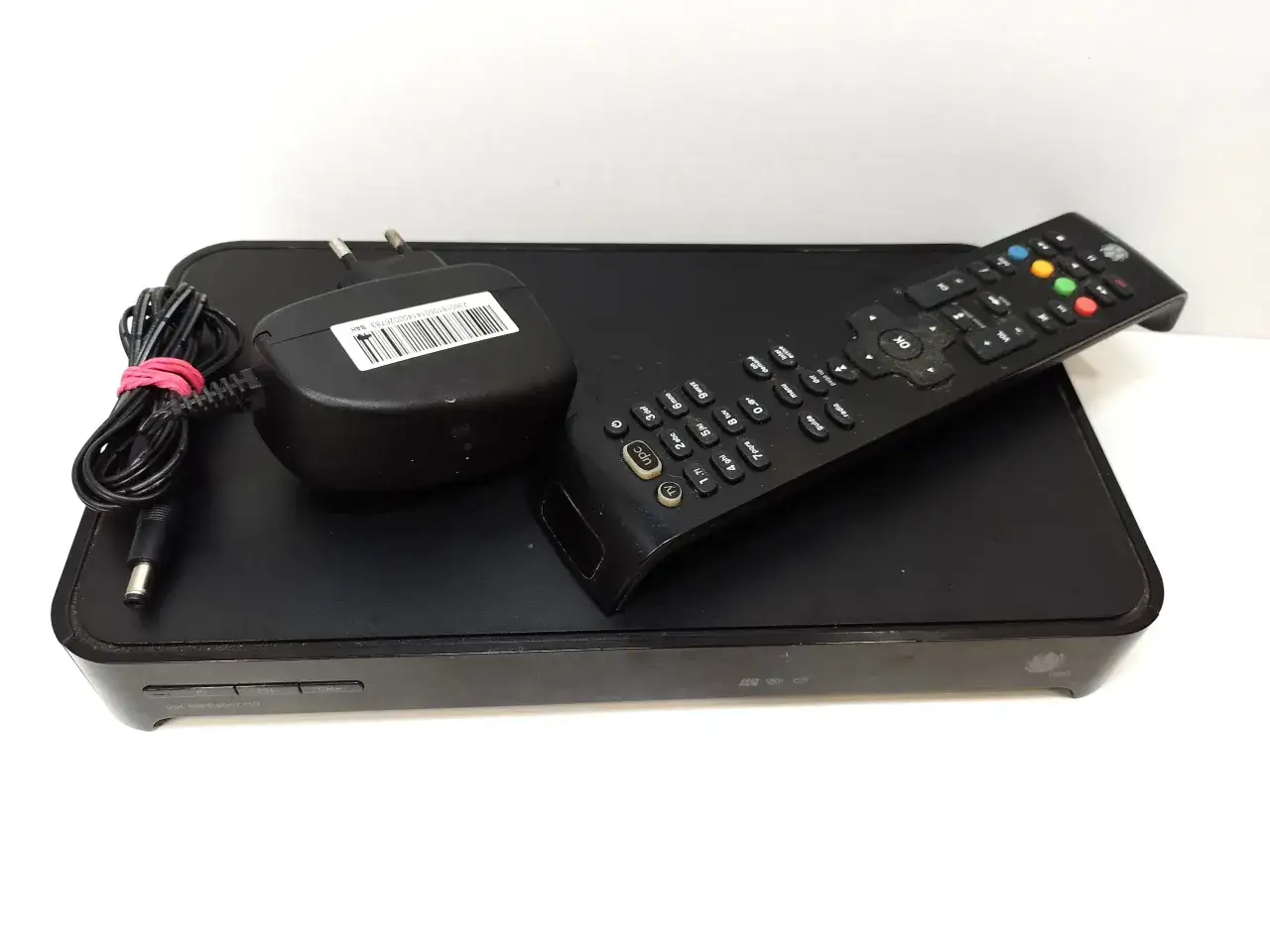 pilot Mediabox dekoder telewizor