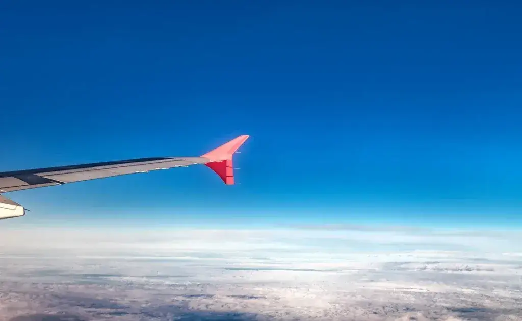 Zdjęcie Ile trwa lot z Warszawy do Bodrum? Sprawdź czas podróży i więcej