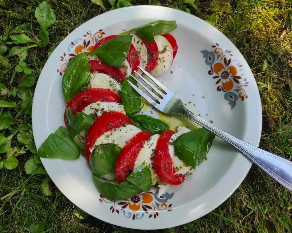 pairing surówki z daniem głównym