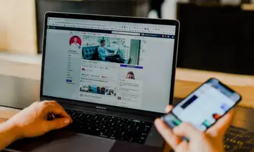 Zdjęcie Jak włączyć tłumaczenie na Facebooku i zrozumieć obce treści