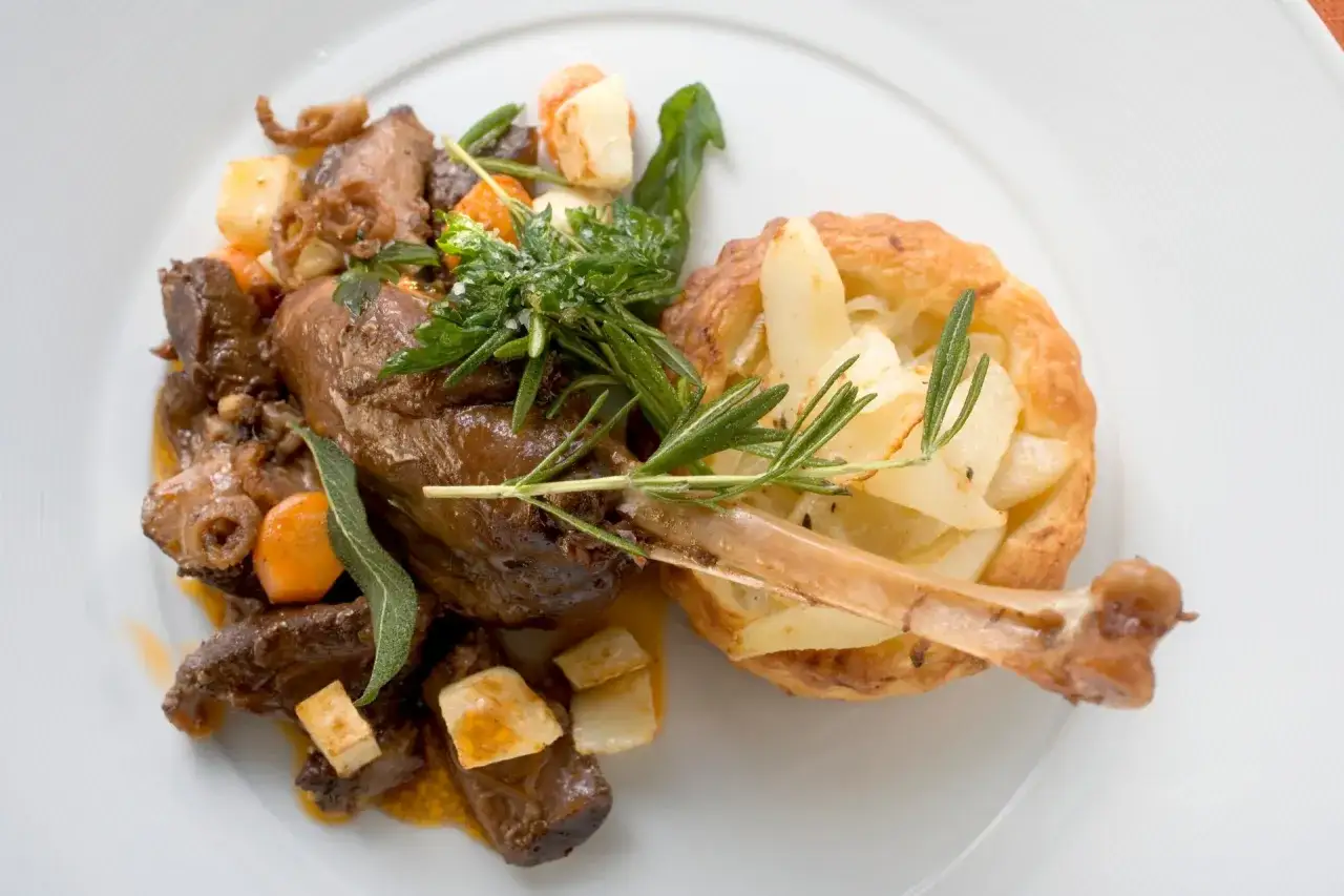 Zdjęcie Najlepsze surówki do gęsi, które podkreślą smak mięsa