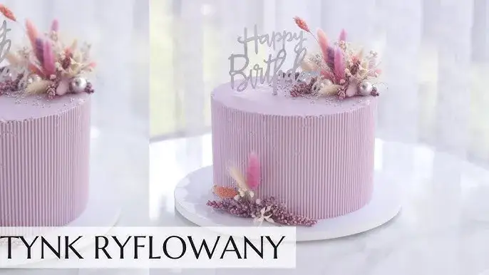 przykładowe torty z gładkim tynkiem