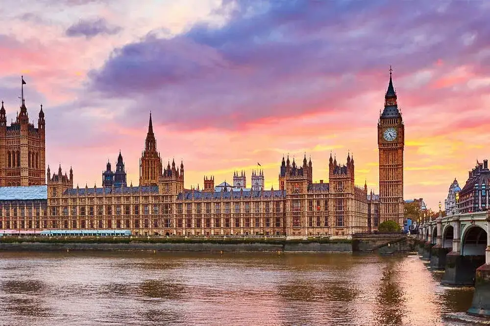 Londyn Tamiza widok og&oacute;lny ikoniczne budynki