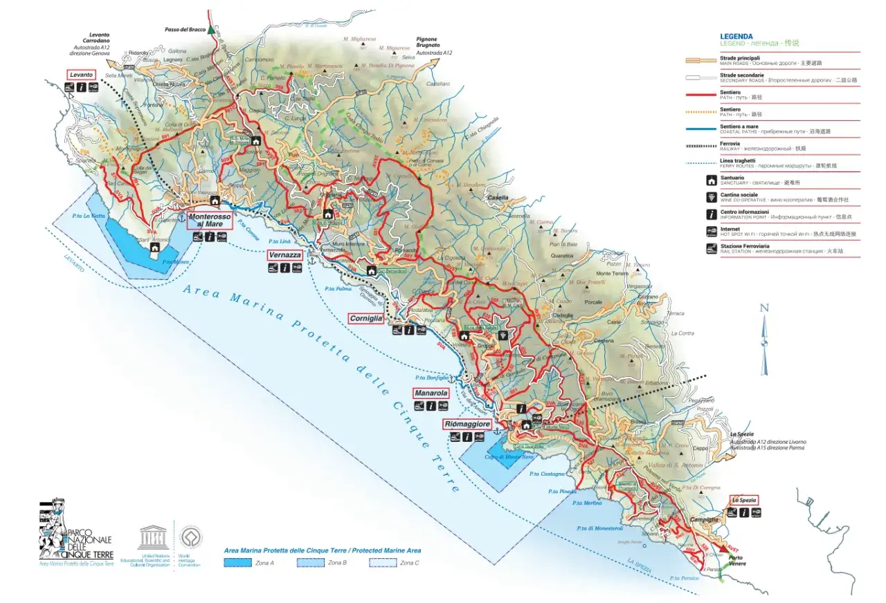 Mapa szlaków i miejscowości Cinque Terre, w tym Portofino. Widoczne ścieżki, drogi, kolej, plaże i punkty widokowe.