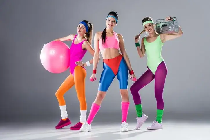 moda lata 80. teledyski stylizacje