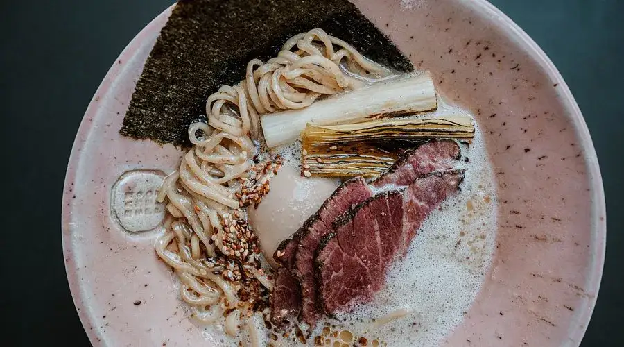 Restauracje kuchnia międzynarodowa Krak&oacute;w, najlepsze ramen Krak&oacute;w