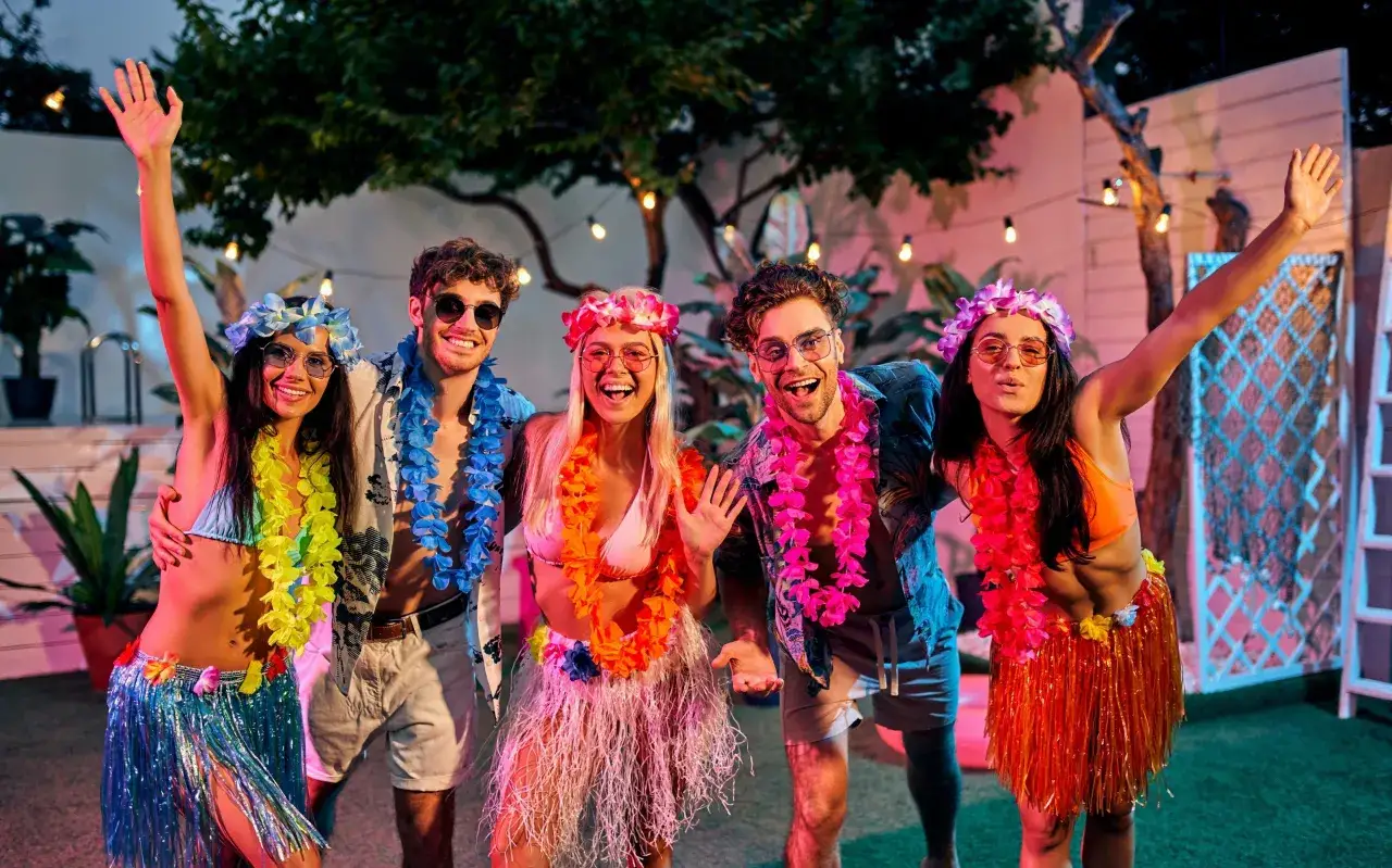 Stylizacje damskie na imprezę hawajską