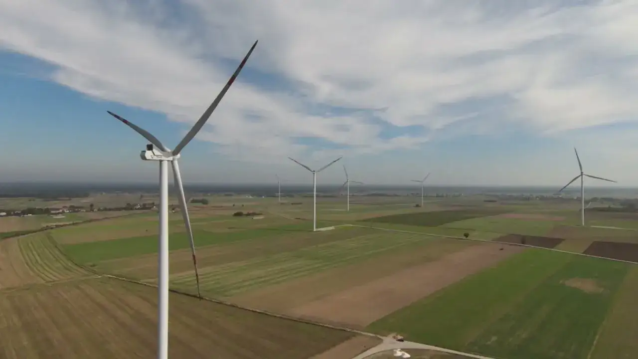 farma wiatrowa wielowieś z lotu ptaka