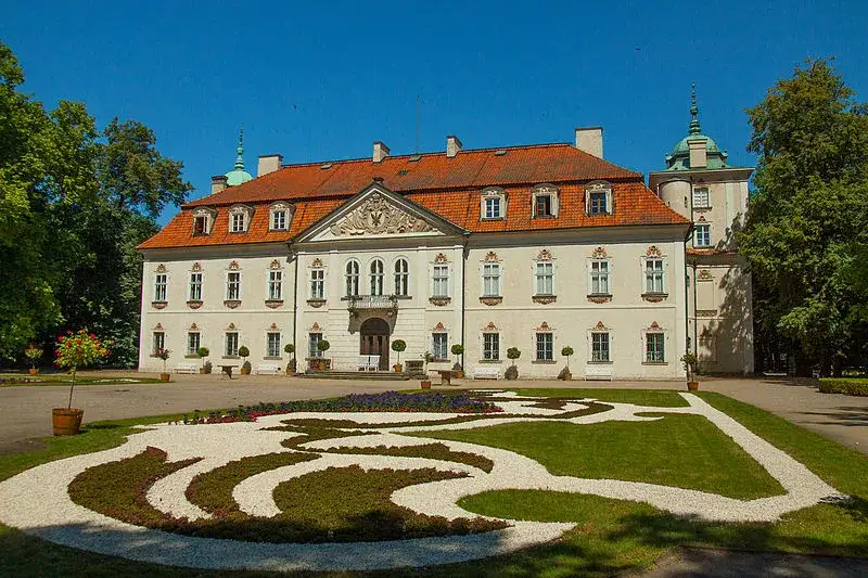 Zdjęcie Atrakcje w Łomiankach, które musisz zobaczyć - nie przegap ich!