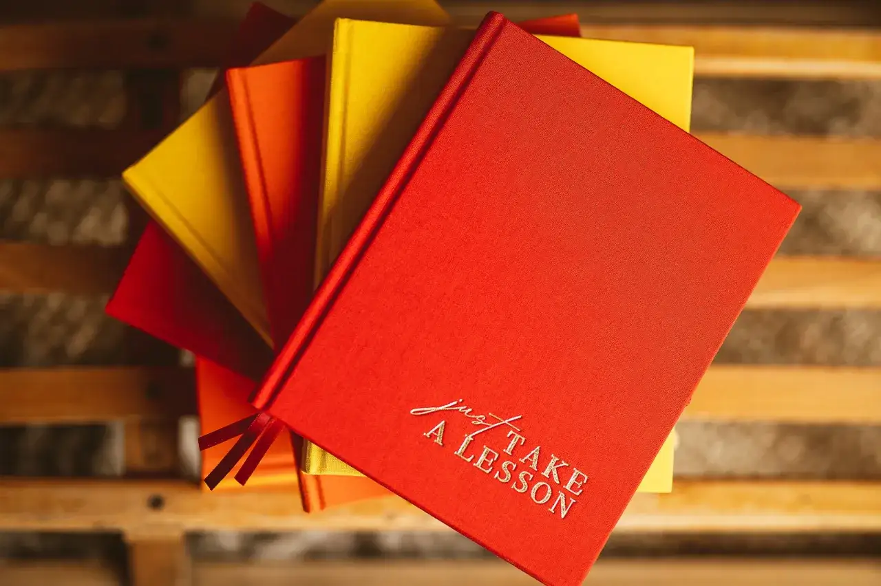 osoba planująca naukę angielskiego, notatki do nauki języka