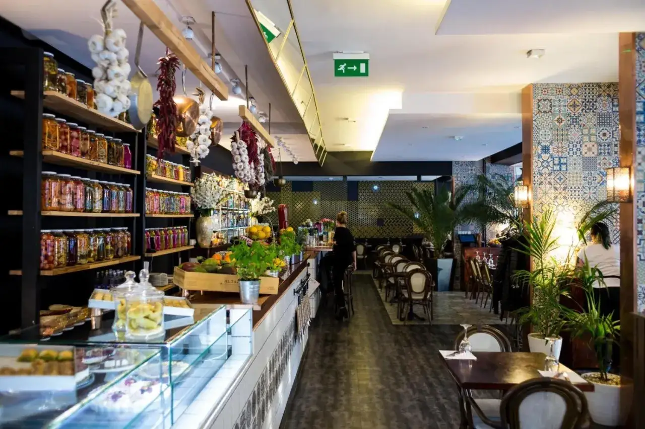 Warszawa kuchnie świata restauracje