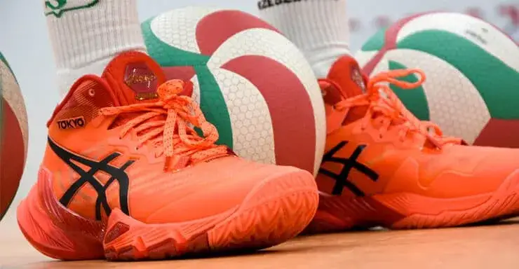 buty siatkarskie por&oacute;wnanie marek