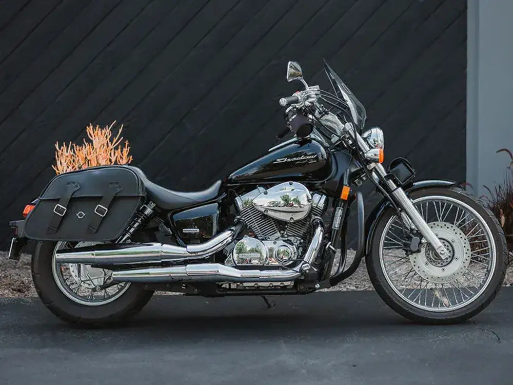 Honda Shadow 750 r&oacute;żne modele roczniki
