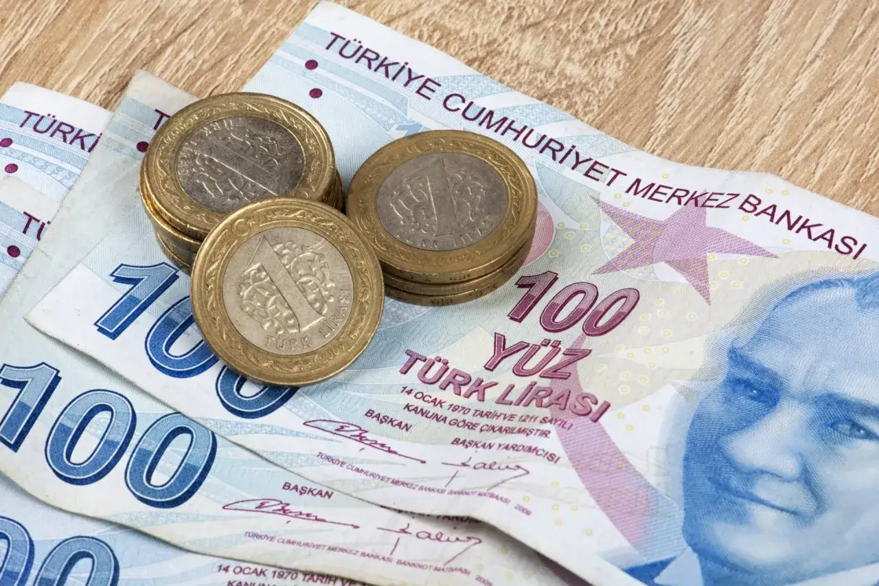Zdjęcie Jaka waluta do Turcji? Praktyczne porady, by uniknąć niepotrzebnych kosztów
