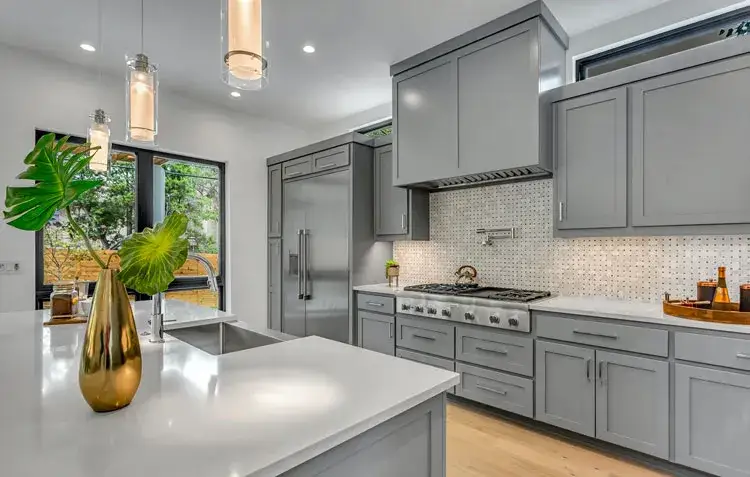 Zdjęcie Jaki kolor ścian do szarych mebli? Inspiracje i porady