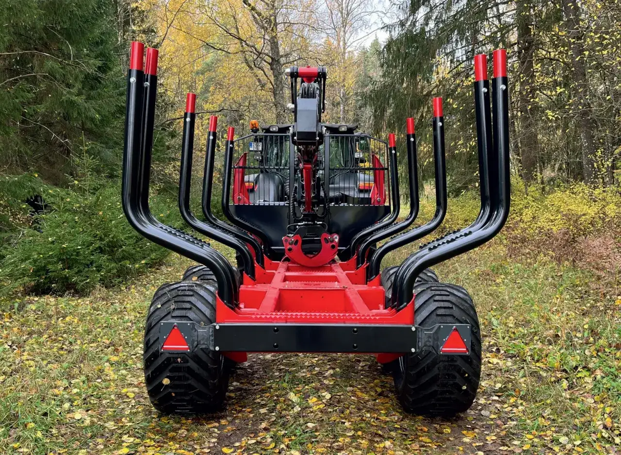 Zdjęcie  Przyczepy leśne i zrywkowe - idealne rozwiązanie do pracy w lesie