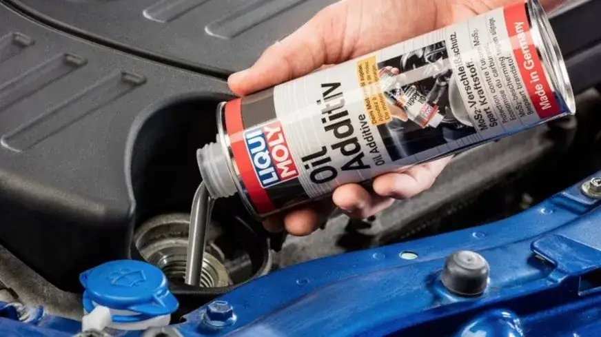 Zdjęcie Jaki olej gdy silnik bierze? Sprawdź, jak uniknąć kosztownych napraw