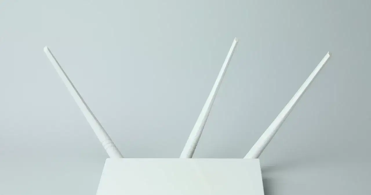 Zdjęcie Jak ustawić anteny w routerze TP-Link, aby poprawić zasięg Wi-Fi