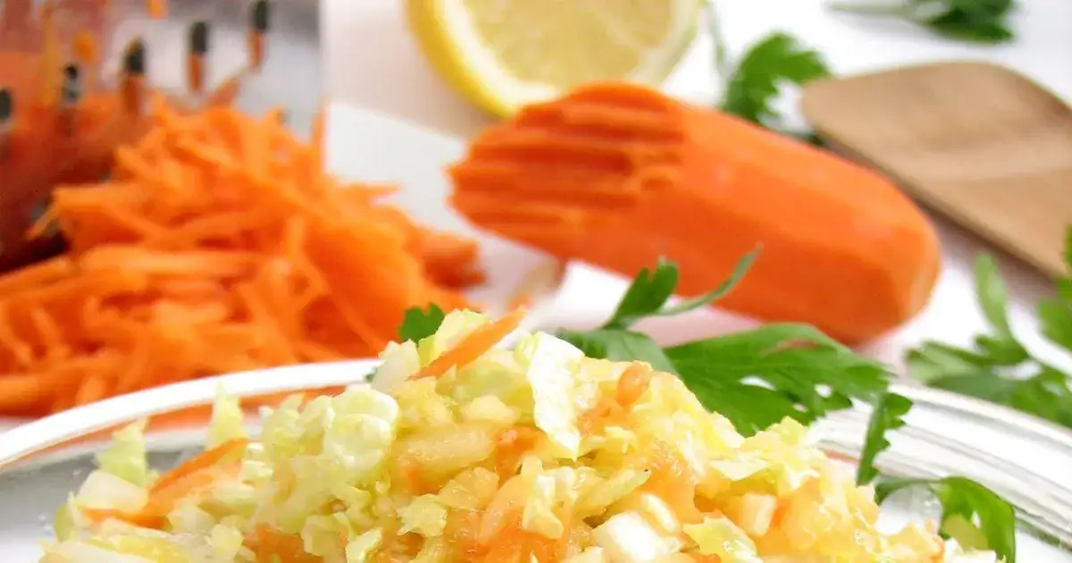 Zdjęcie Jak doprawić surówkę z kapusty pekińskiej, aby zachwycić smakiem