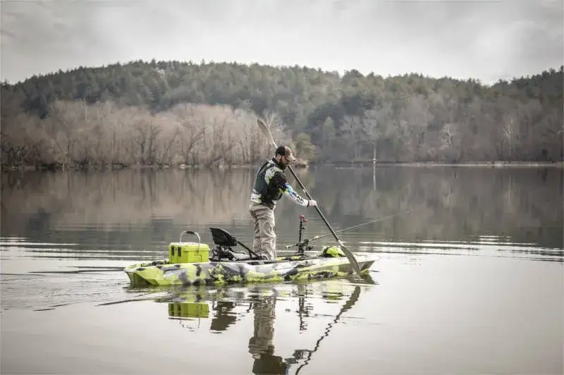 Zdjęcie Jak wygląda kajak? Odkryj różnorodność i cechy kajaków