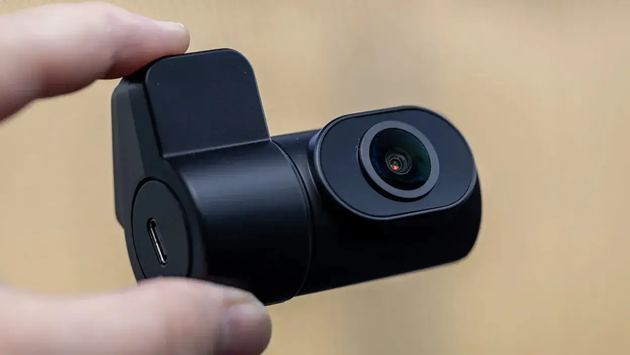 rodzaje kamer cofania samochodowych