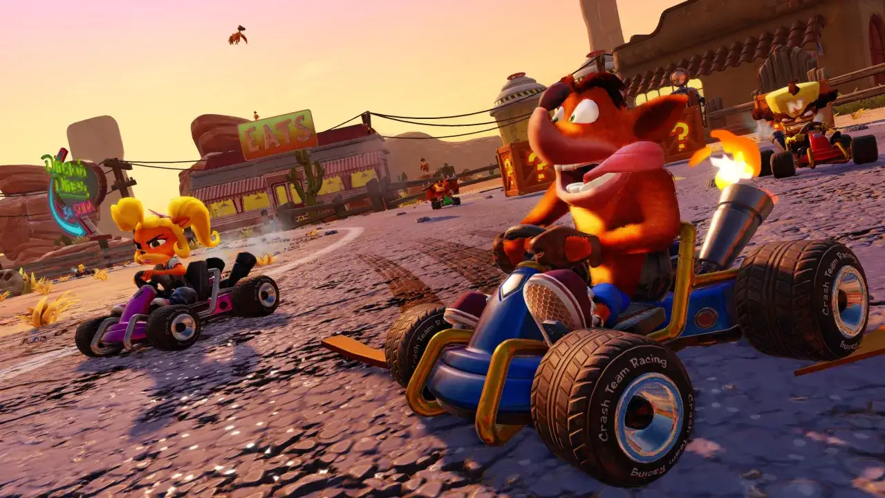 Crash, Coco i Cortex ścigają się w grze Crash Team Racing Nitro-Fueled.