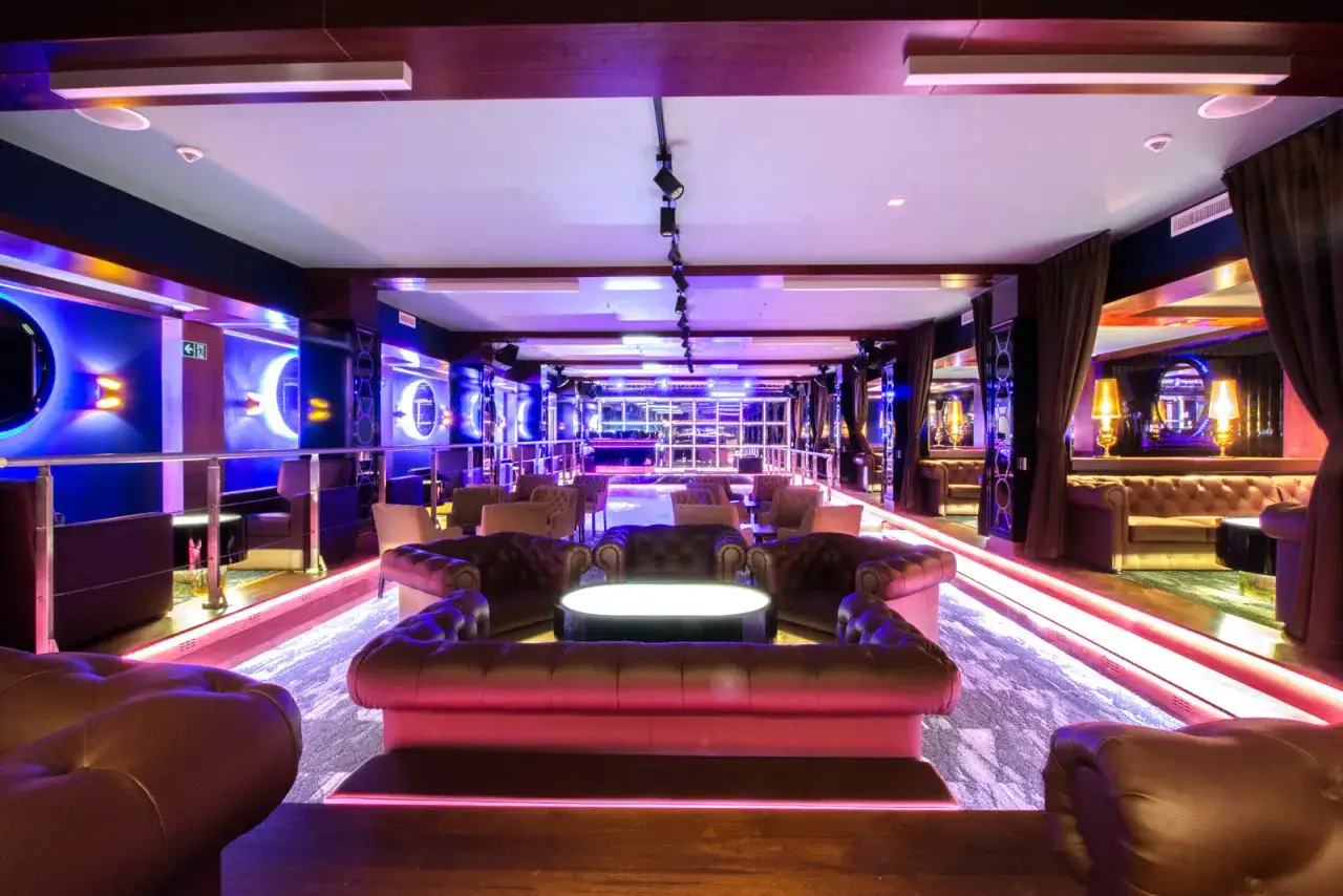 Kołobrzeg klub nocny dyskoteka