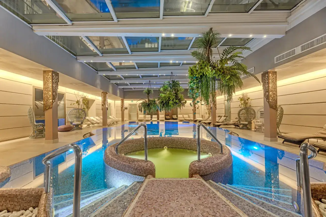 Grand Hotel Salsomaggiore SPA piscina termale interna