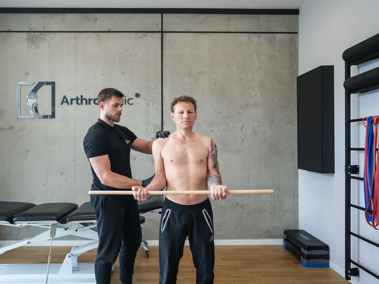 etapy rehabilitacji barku ćwiczenia