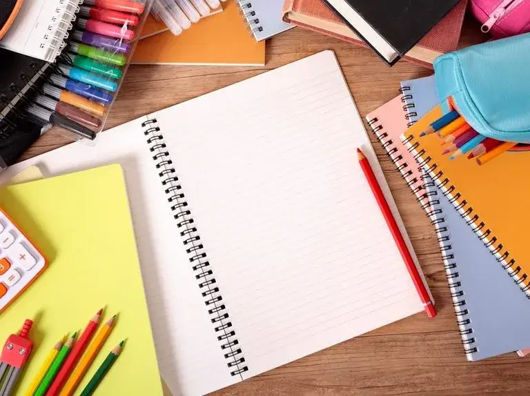 Zdjęcie Jaki zeszyt do filozofii: wybierz idealny notatnik dla siebie