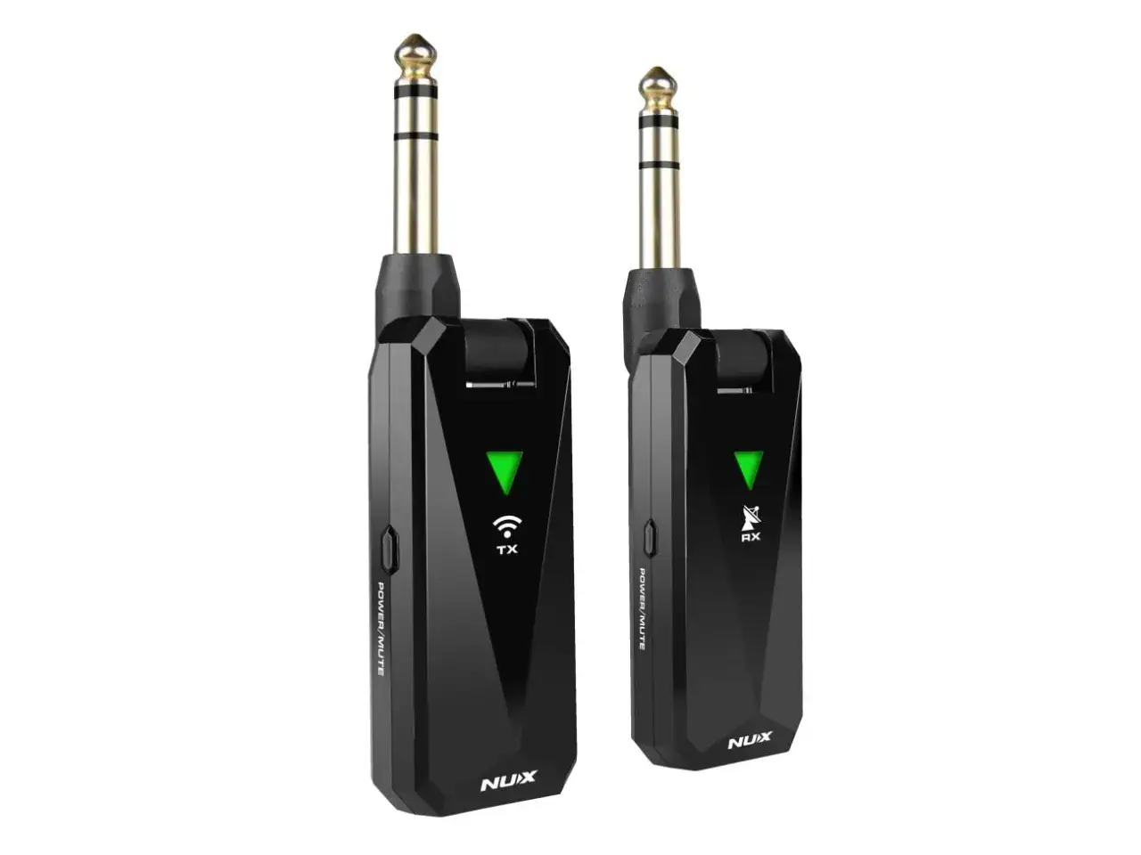 Dwa czarne urządzenia z wtykami jack, tworzące system bezprzewodowy do gitary. Jeden z nich oznaczony TX, drugi RX.