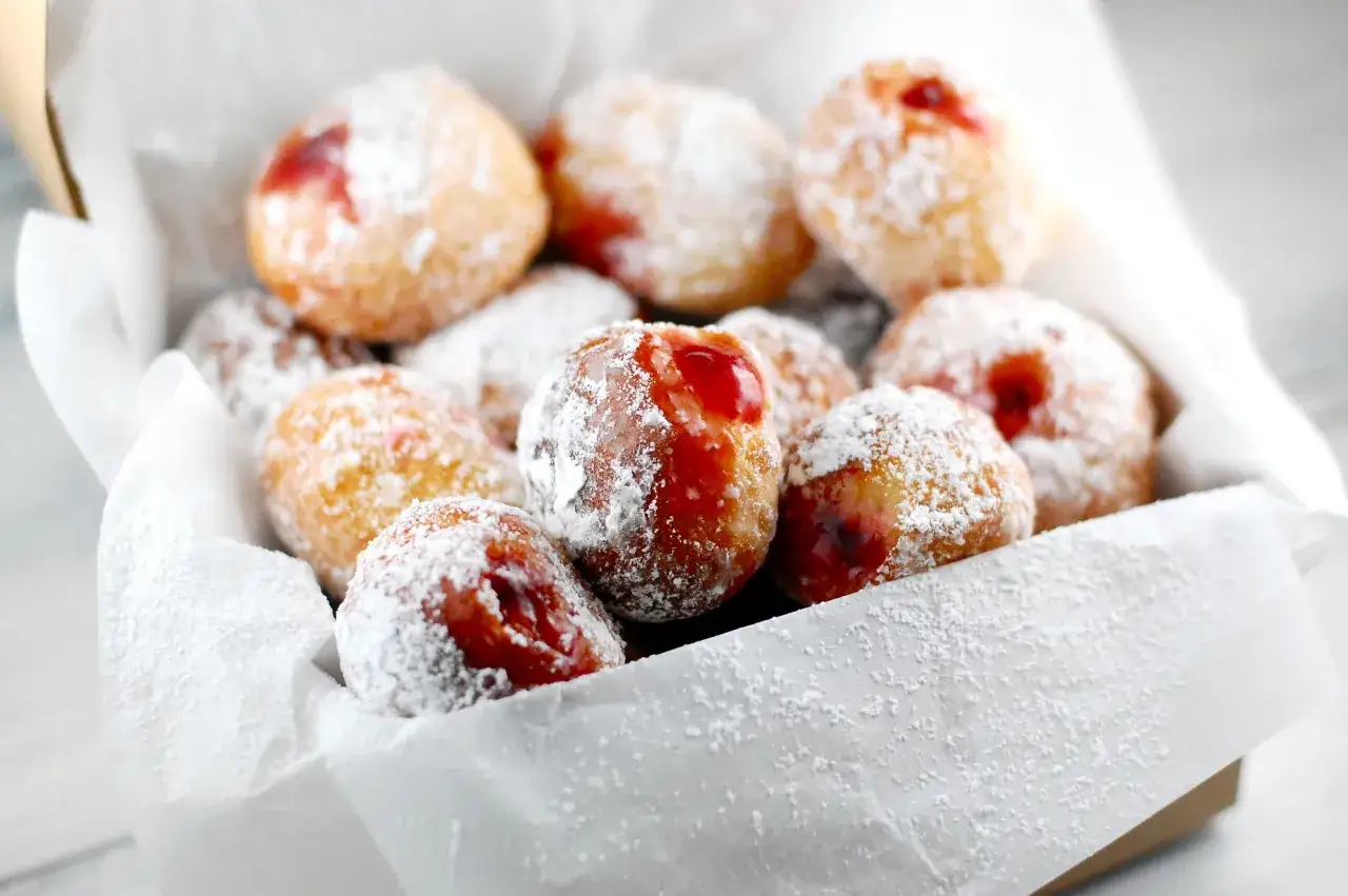 Zdjęcie Czy pączki są wegetariańskie? Sprawdź skład i dostępne alternatywy