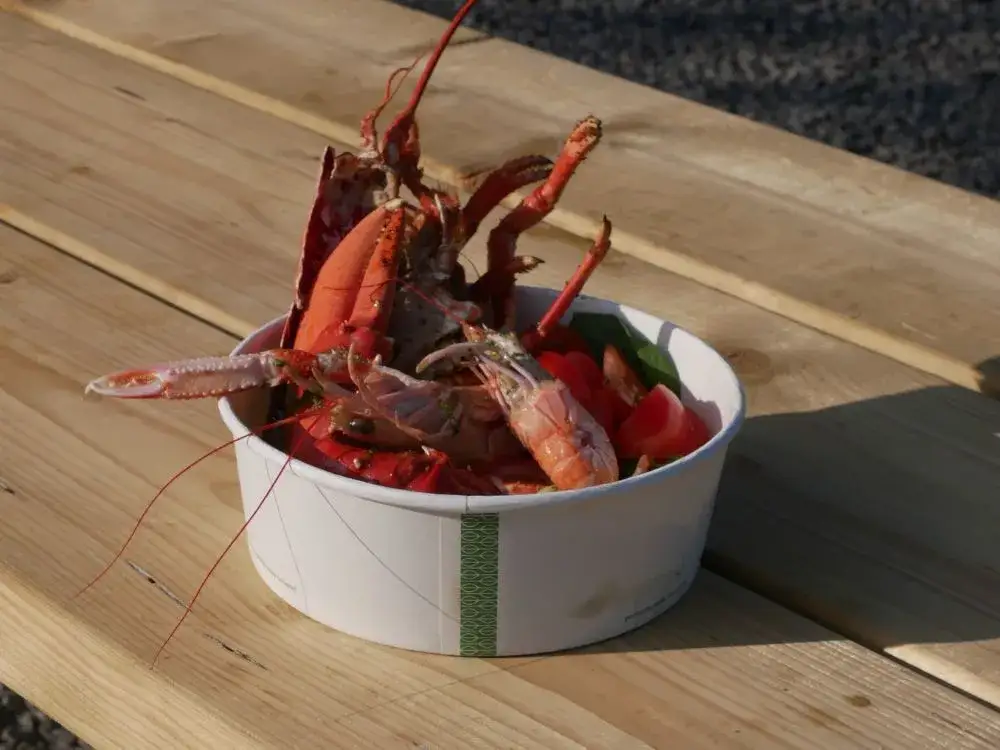 Zdjęcie Gdzie zjeść w Chłopach? Najlepsze miejsca na świeżą rybę i owoce morza